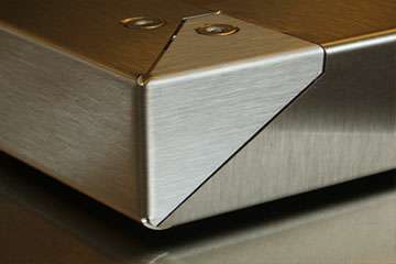 精密钣金折弯弯曲工艺中的决定因素有哪些?-中山中国·618永利(集团)有限公司-官方网站