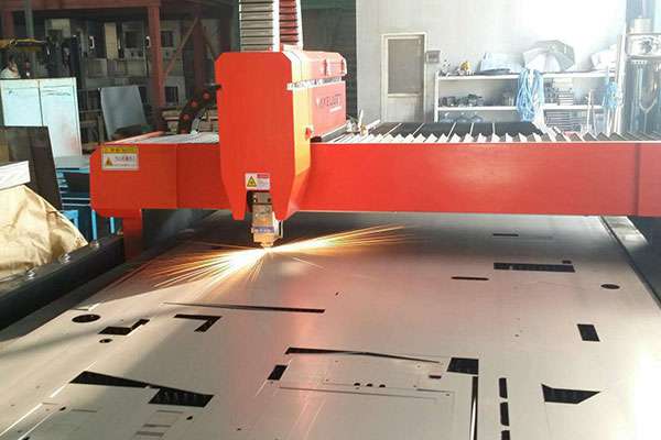 使用激光切割机精密度明显提升-中国·618永利(集团)有限公司-官方网站